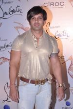 Yash Birla at the launch of Christian Louboutin store launch in Fort, Mumbai on 20th March 2013 (79).JPG